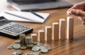 Медианная зарплата в России выросла на 85% за п...